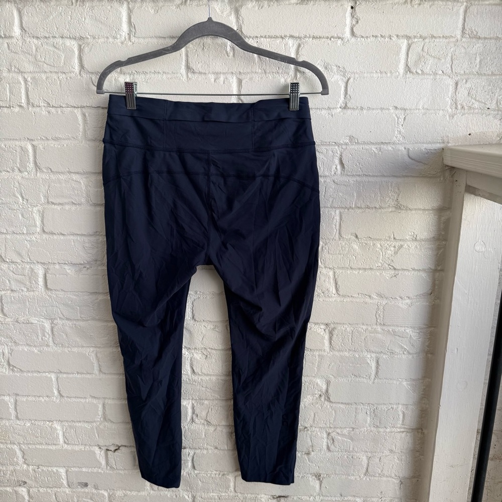On Cloud Swiss Engineering Leggings